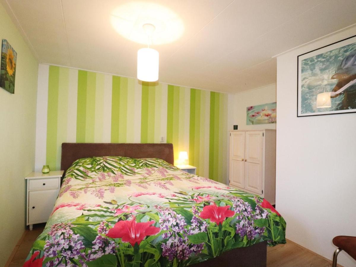 Fine Holiday Home In Donkerbroek Экстерьер фото
